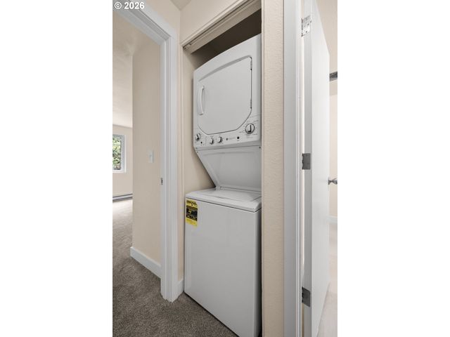 12602 Nw BARNES Rd 8, Portland, OR 97229