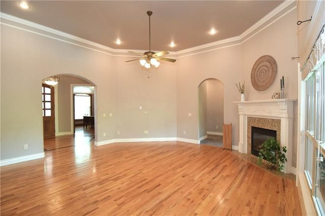 3703 NW Mountainview Road, Bentonville, AR 72712