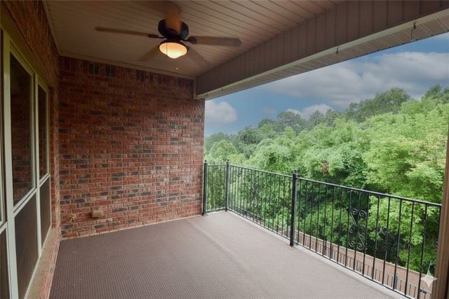 3703 NW Mountainview Road, Bentonville, AR 72712