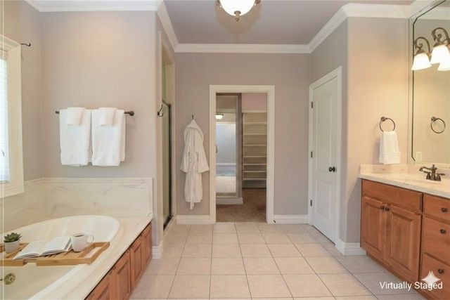 3703 NW Mountainview Road, Bentonville, AR 72712