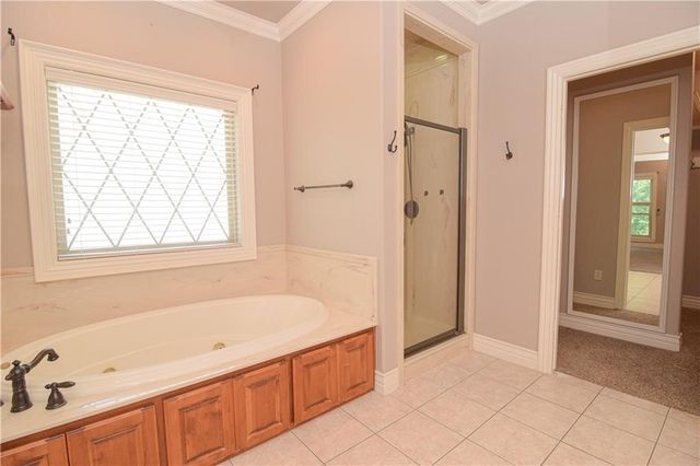 3703 NW Mountainview Road, Bentonville, AR 72712