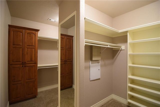 3703 NW Mountainview Road, Bentonville, AR 72712