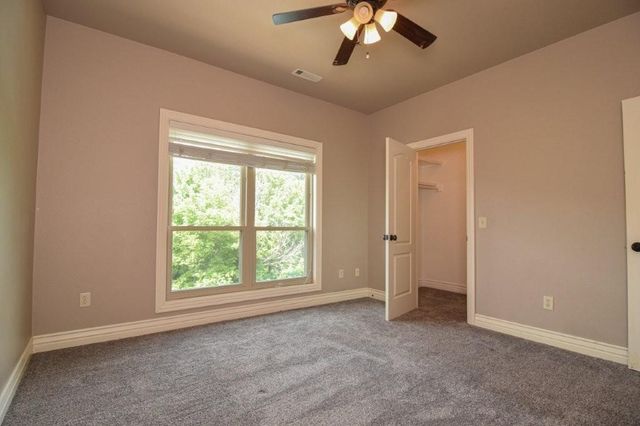 3703 NW Mountainview Road, Bentonville, AR 72712