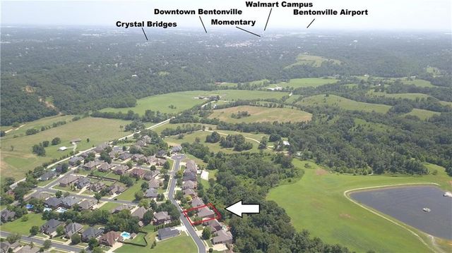 3703 NW Mountainview Road, Bentonville, AR 72712