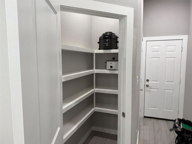 215 S 7 Th Street S, Beasley, TX 77417