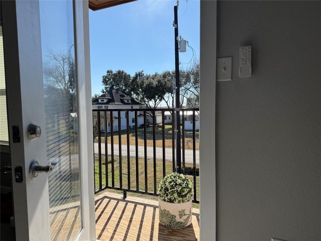 215 S 7 Th Street S, Beasley, TX 77417