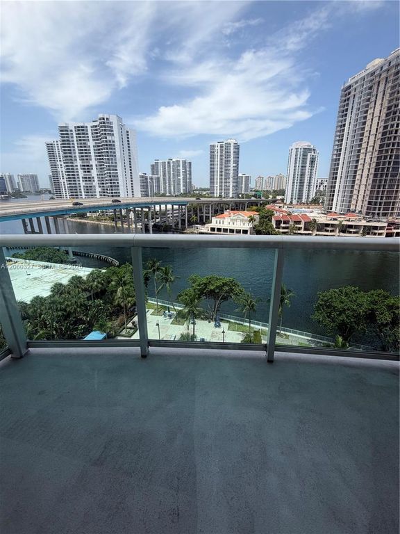 19390 Collins Avenue 1007, Sunny Isles Beach, FL 33160