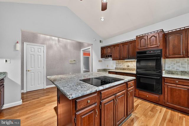 900 MALVERN HILL DR, Davidsonville, MD 21035