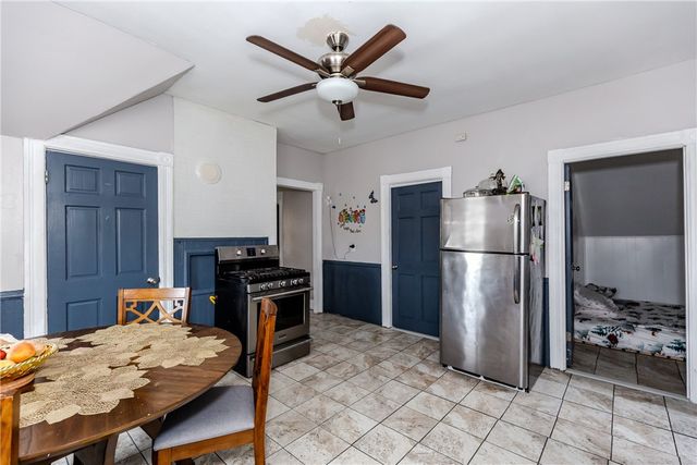 81 1st Street, East Providence, RI 02914