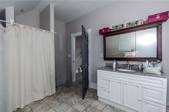 81 1st Street, East Providence, RI 02914