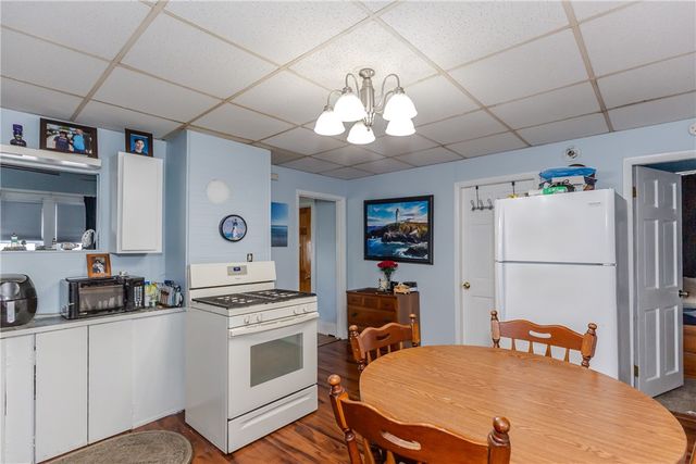 81 1st Street, East Providence, RI 02914