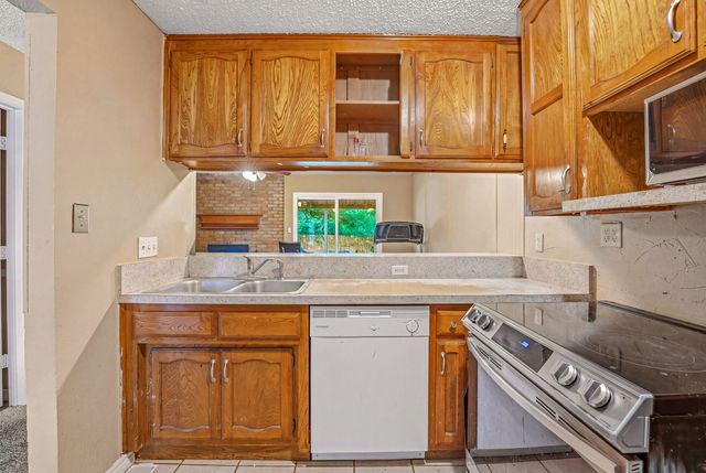 133 Lori Drive, Mineral Wells, TX 76067