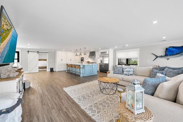 355 Center Street, Jupiter, FL 33458