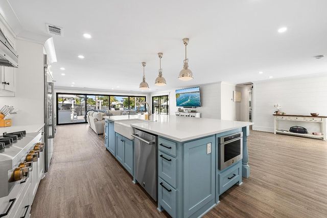 355 Center Street, Jupiter, FL 33458