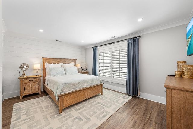 355 Center Street, Jupiter, FL 33458