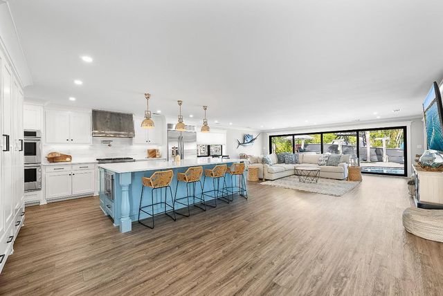 355 Center Street, Jupiter, FL 33458