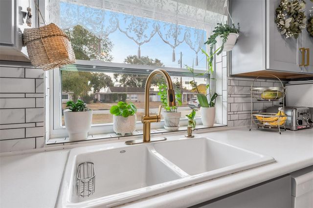 310 S LAKEWOOD DRIVE, Orlando, FL 32803