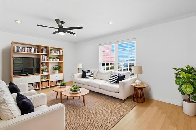 900 S Lamar BLVD 210, Austin, TX 78704