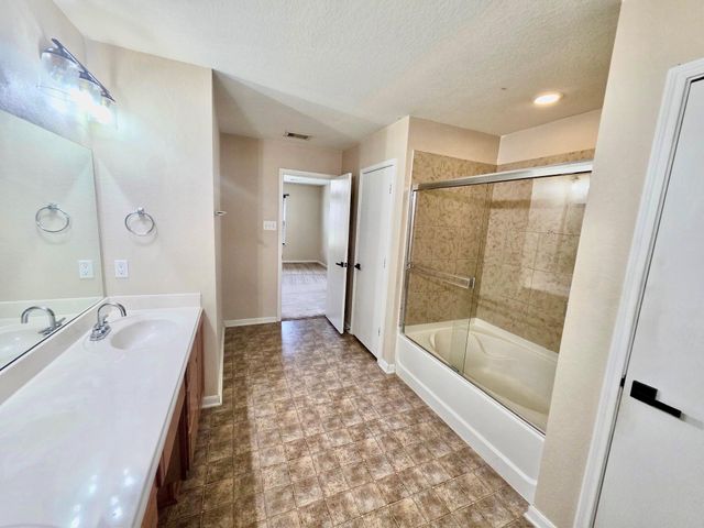 3145 Morgan Meadow Lane, Pearland, TX 77584