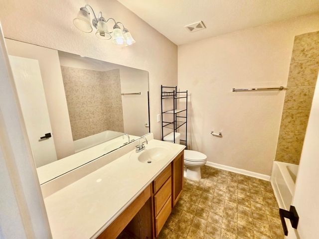 3145 Morgan Meadow Lane, Pearland, TX 77584