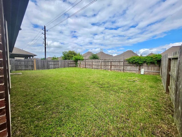 3145 Morgan Meadow Lane, Pearland, TX 77584