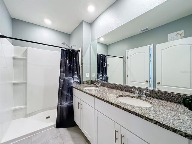 7647 OAKMOSS LOOP, Davenport, FL 33837