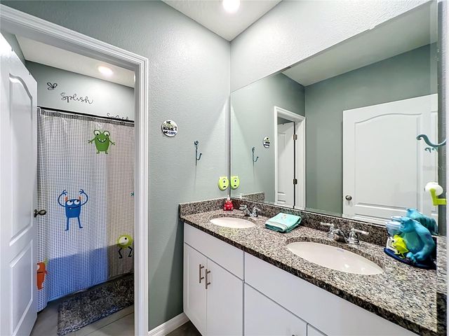 7647 OAKMOSS LOOP, Davenport, FL 33837