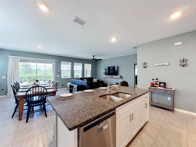 7647 OAKMOSS LOOP, Davenport, FL 33837