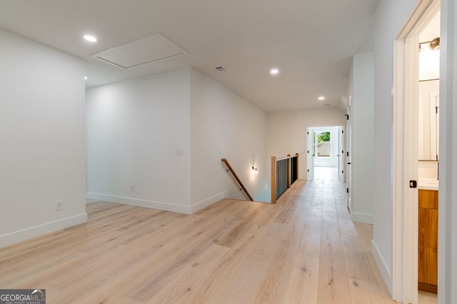 6004 Hemingway Lane, Gainesville, GA 30506