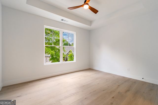 6004 Hemingway Lane, Gainesville, GA 30506