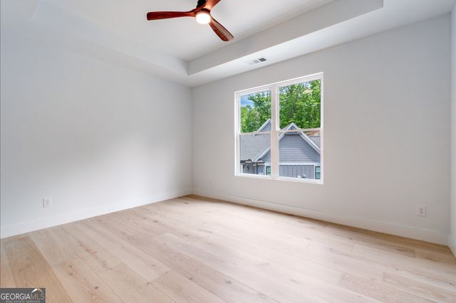 6004 Hemingway Lane, Gainesville, GA 30506