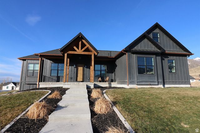 1087 E 160 N, Hyde Park, UT 84318