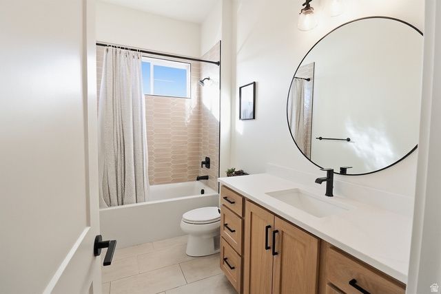 1087 E 160 N, Hyde Park, UT 84318