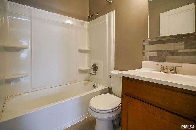 506 CAROLINE Street, Peoria, IL 61603