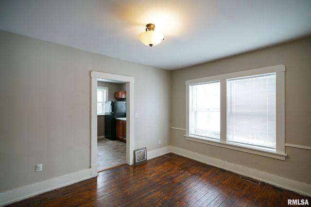 506 CAROLINE Street, Peoria, IL 61603