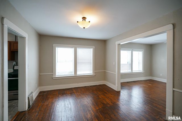 506 CAROLINE Street, Peoria, IL 61603