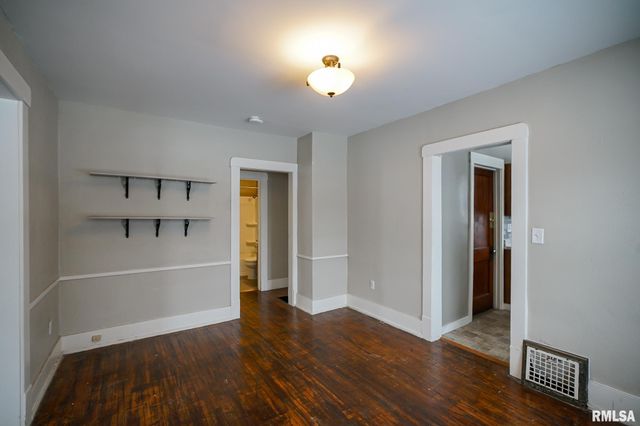 506 CAROLINE Street, Peoria, IL 61603