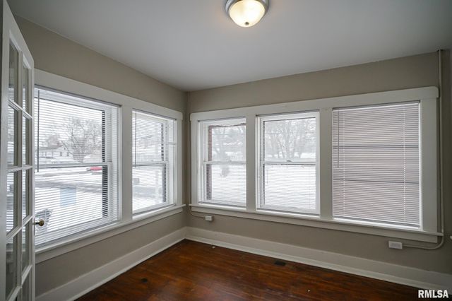 506 CAROLINE Street, Peoria, IL 61603