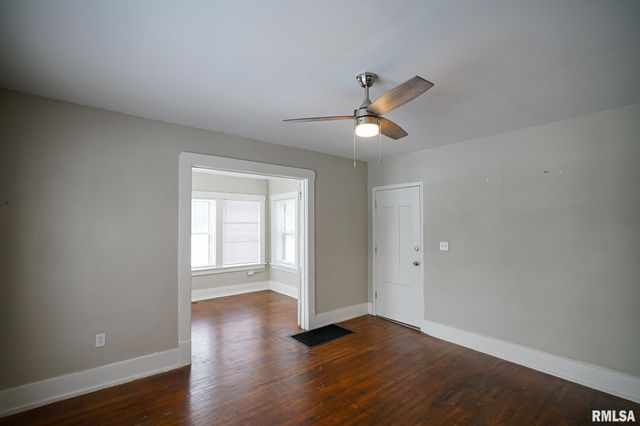 506 CAROLINE Street, Peoria, IL 61603