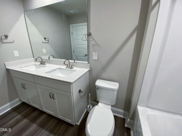 3216 Shannon Woods Lane, Apex, NC 27523