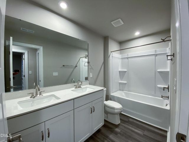 3216 Shannon Woods Lane, Apex, NC 27523