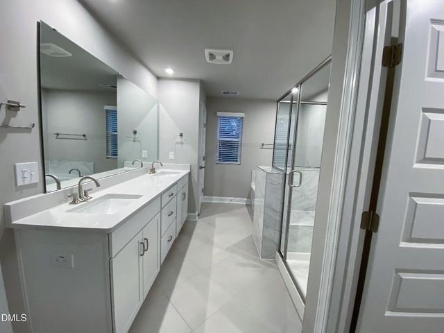 3216 Shannon Woods Lane, Apex, NC 27523