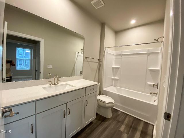 3216 Shannon Woods Lane, Apex, NC 27523