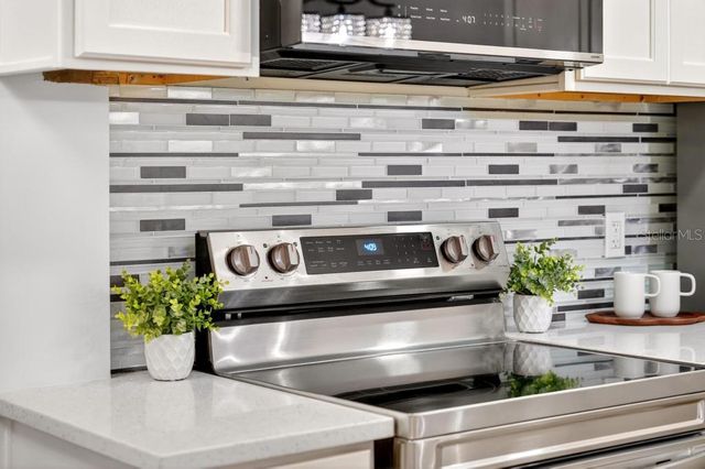 7126 CROOKED LAKE TRAIL, Orlando, FL 32818