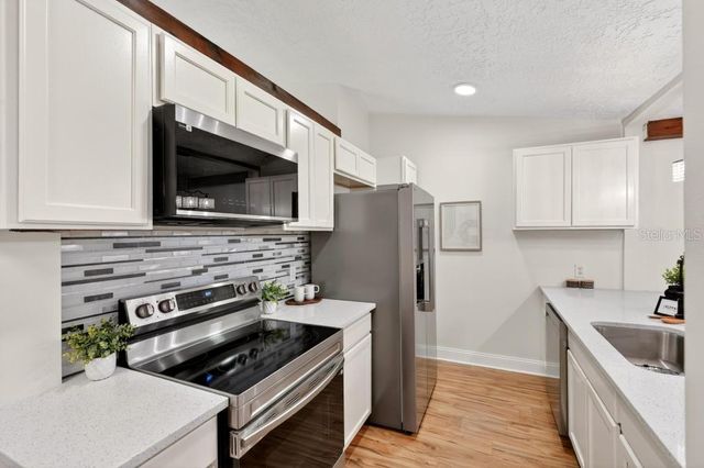 7126 CROOKED LAKE TRAIL, Orlando, FL 32818