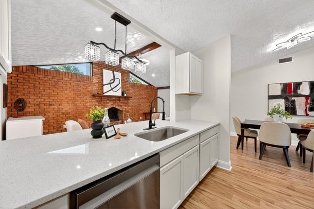 7126 CROOKED LAKE TRAIL, Orlando, FL 32818