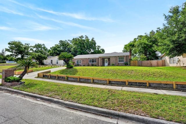 7126 CROOKED LAKE TRAIL, Orlando, FL 32818