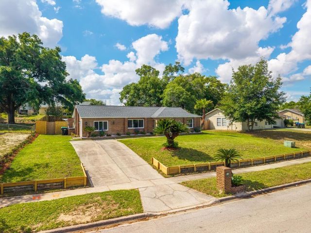 7126 CROOKED LAKE TRAIL, Orlando, FL 32818