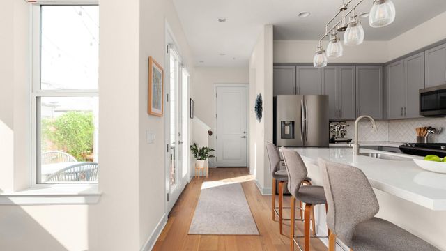 2508 Robert Browning ST, Austin, TX 78723