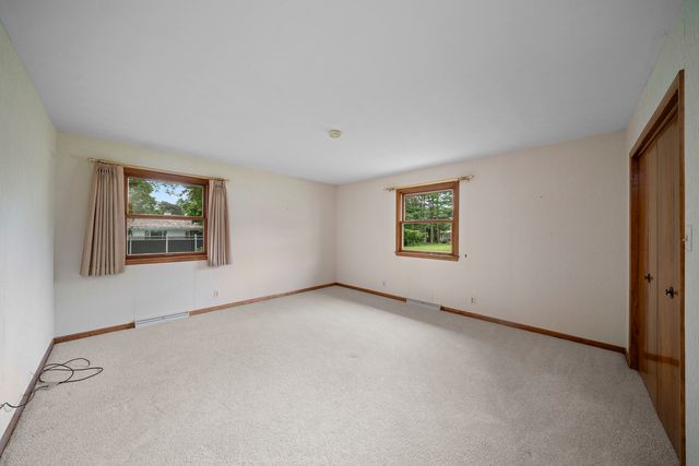 212 Forsythe Lane, Dekalb, IL 60115